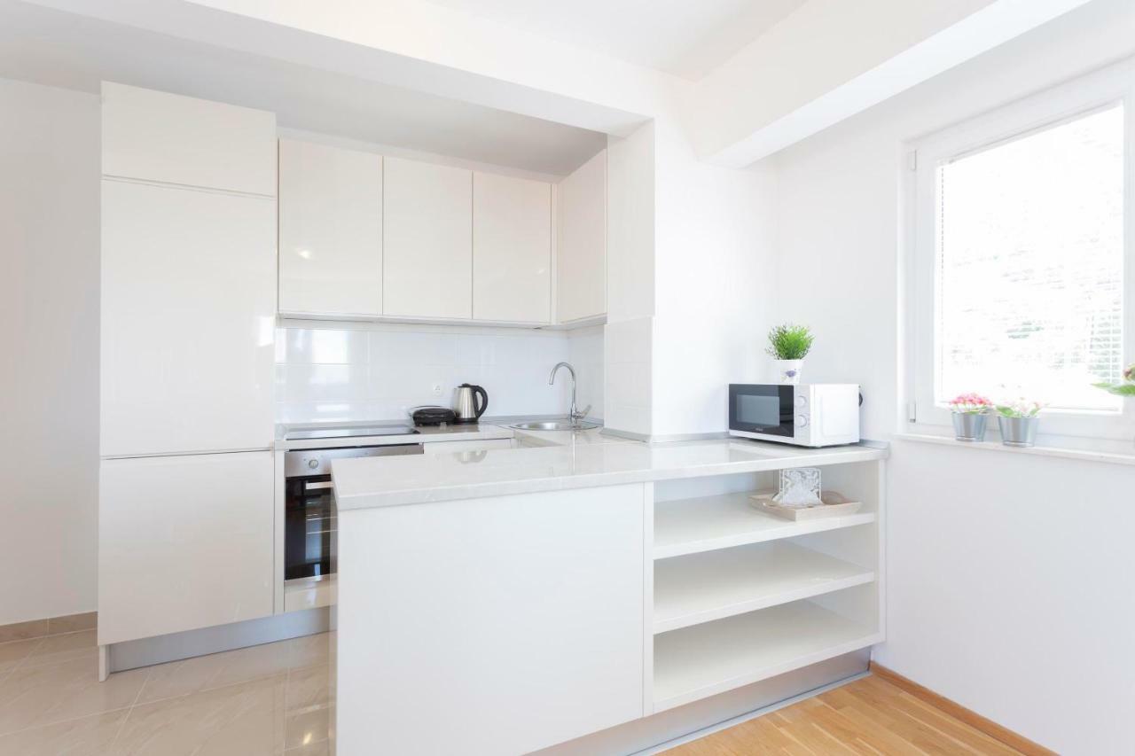 Apartments Dora Makarska Eksteriør billede
