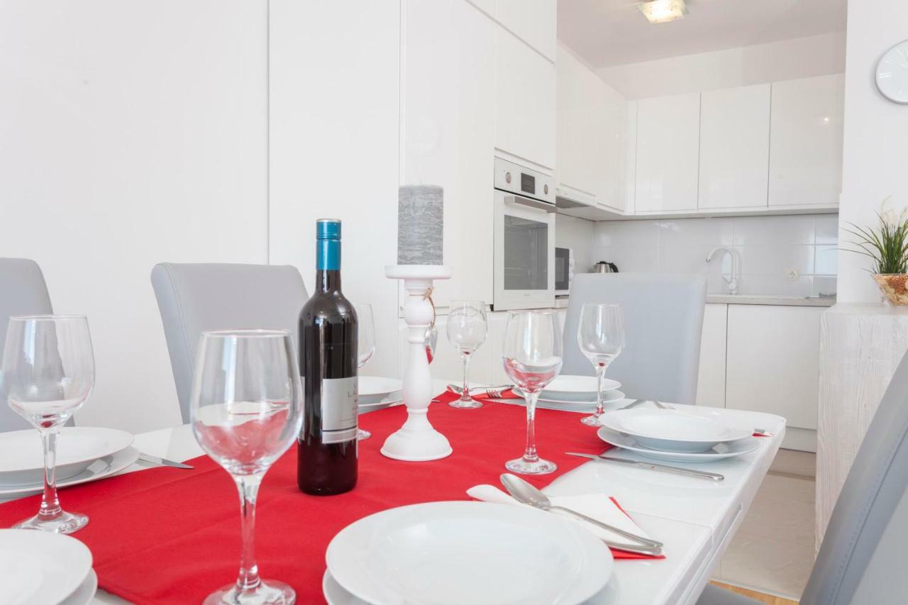 Apartments Dora Makarska Eksteriør billede