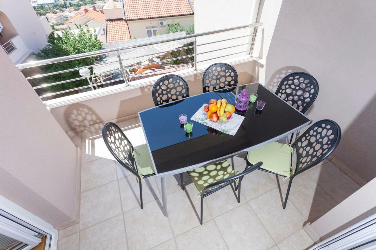 Apartments Dora Makarska Eksteriør billede