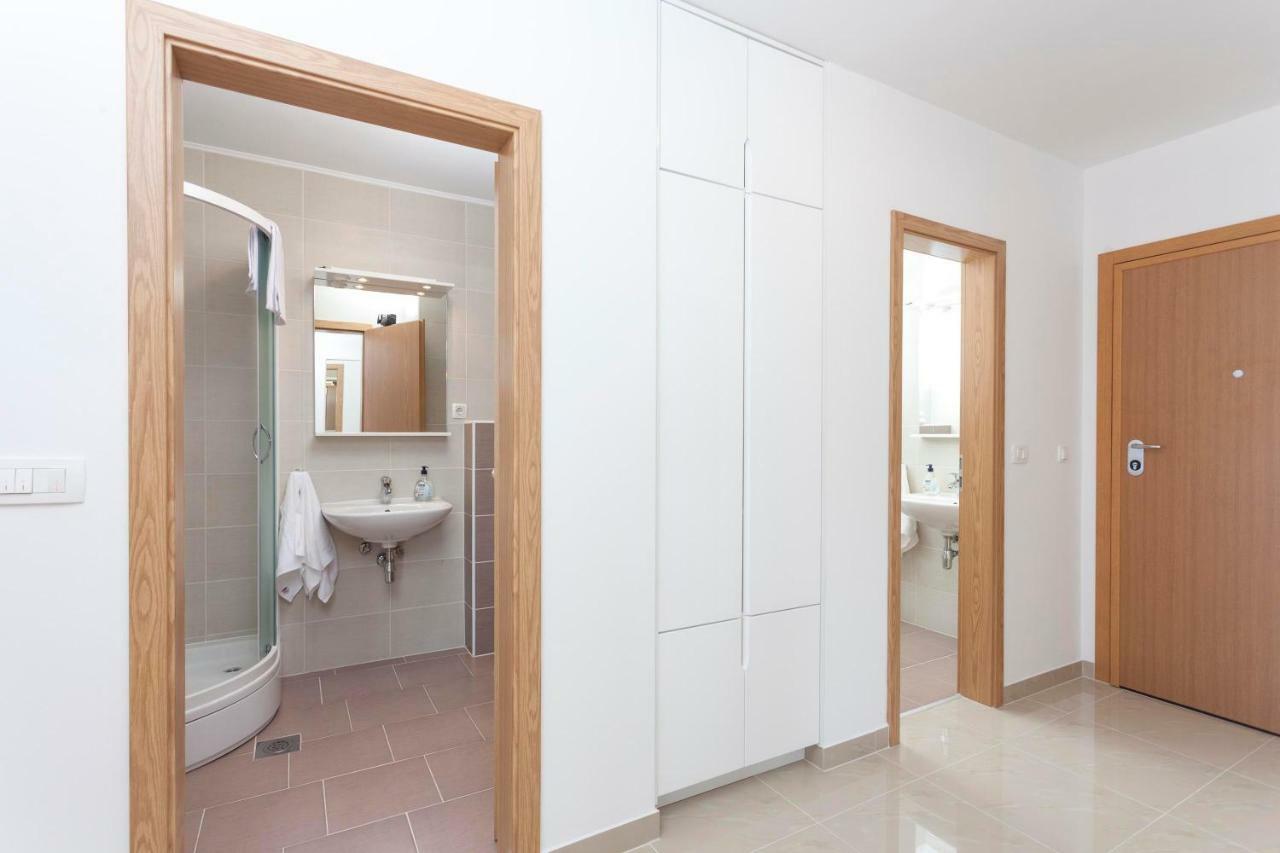 Apartments Dora Makarska Eksteriør billede
