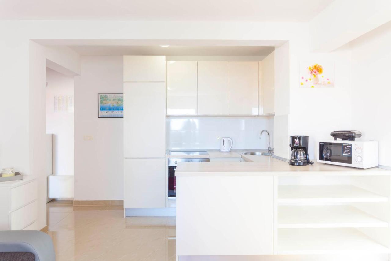 Apartments Dora Makarska Eksteriør billede