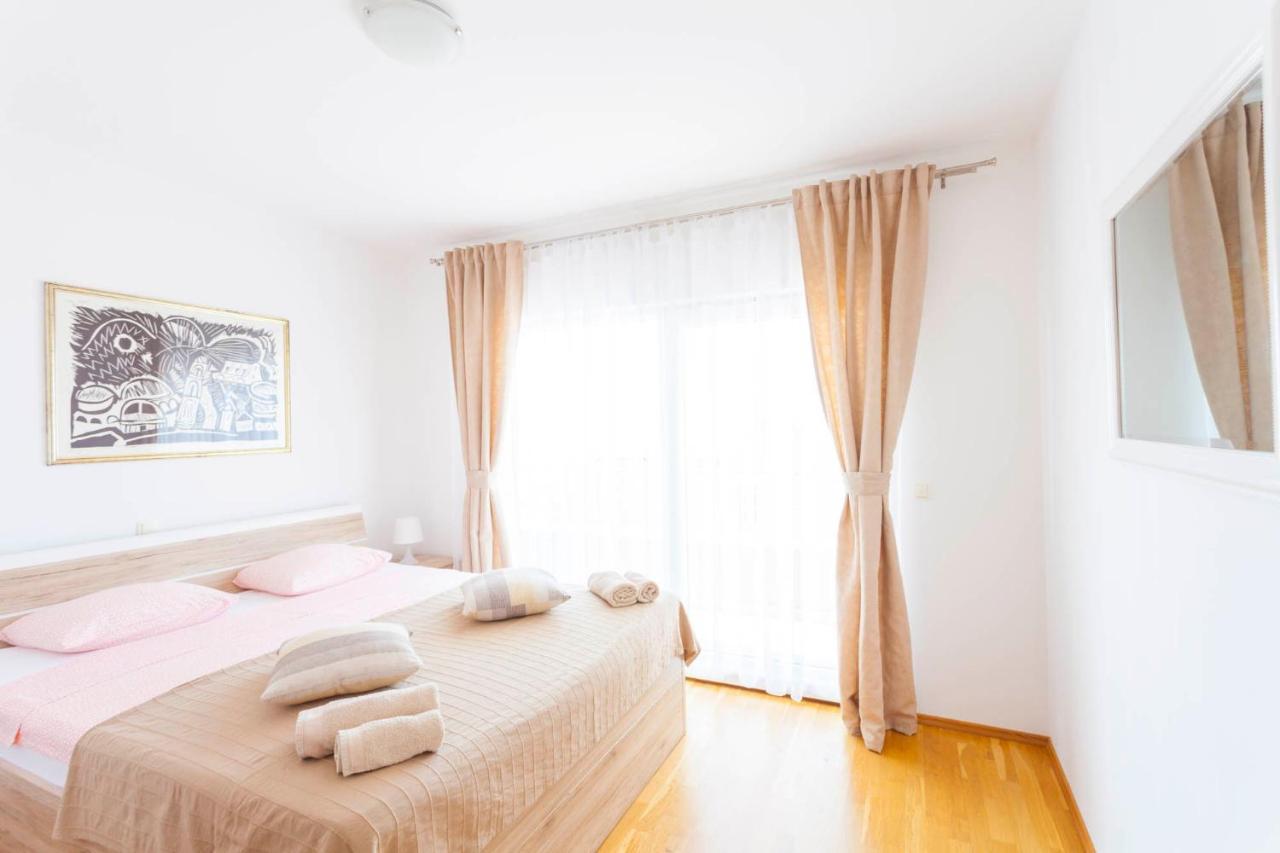 Apartments Dora Makarska Eksteriør billede