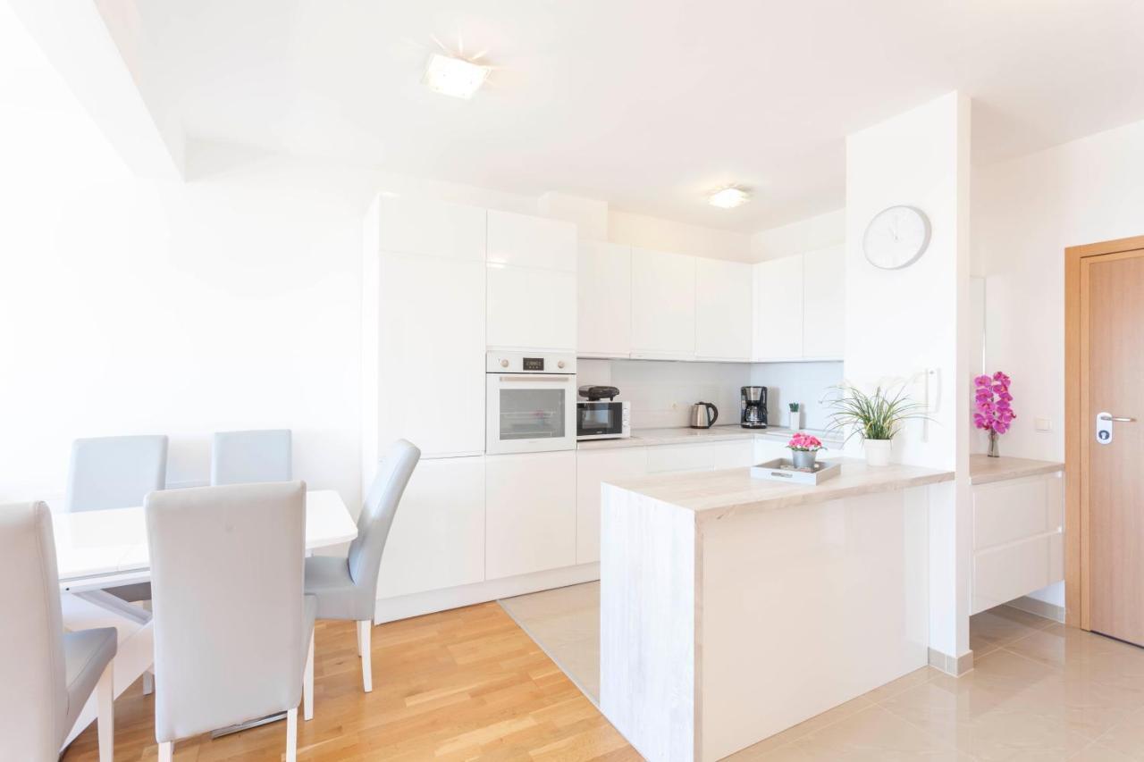 Apartments Dora Makarska Eksteriør billede